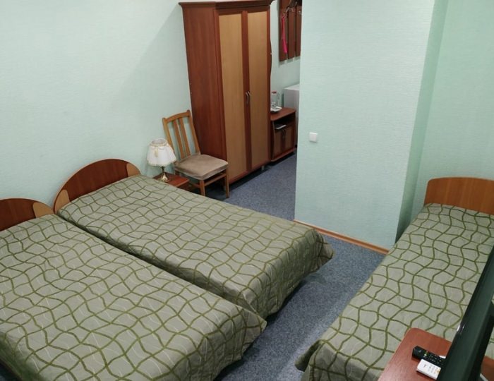 Трехместный стандарт с балконом/ корпус 2 - Пансионат «Солнечный» Николаевка