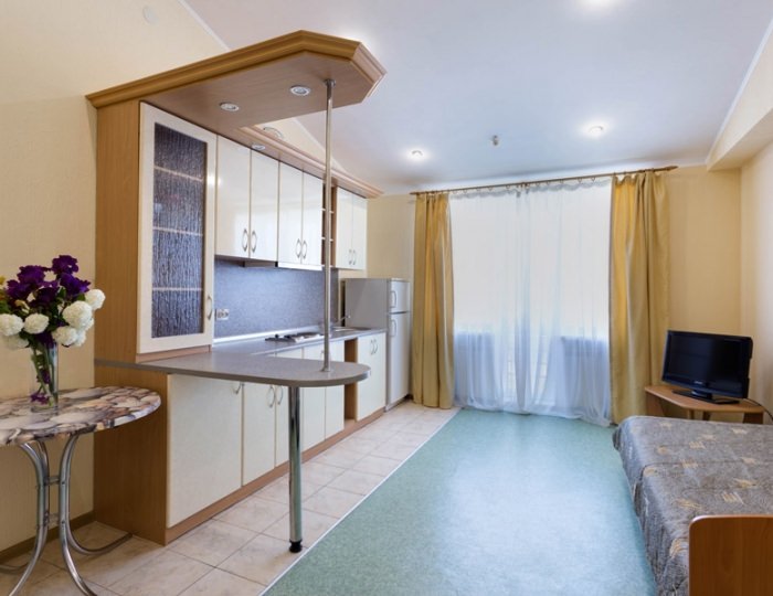 Трехместный полулюкс с кухней и балконом/ корпус 3 - Пансионат «Солнечный» Николаевка