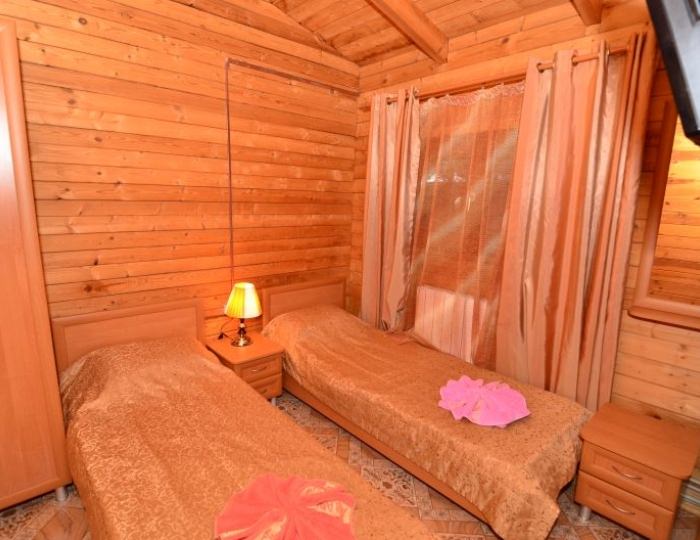 Деревянный четырехместный коттедж - Пансионат «Солнечный» Николаевка