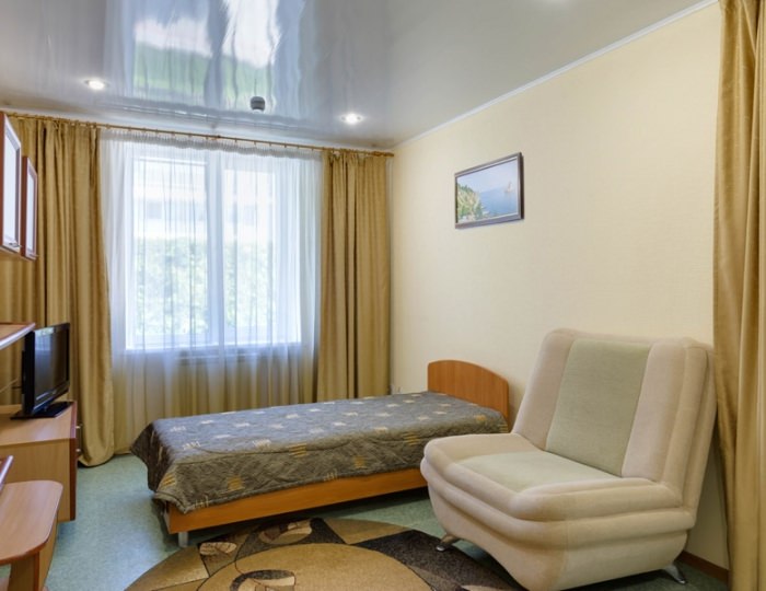 Полулюкс трехместный (с двумя изолированными спальнями)/ корпус 3 - Пансионат «Солнечный» Николаевка