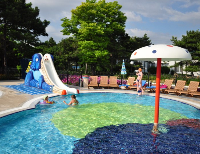 Детский аквапарк с горкой - Пансионат «Солнечный» Николаевка